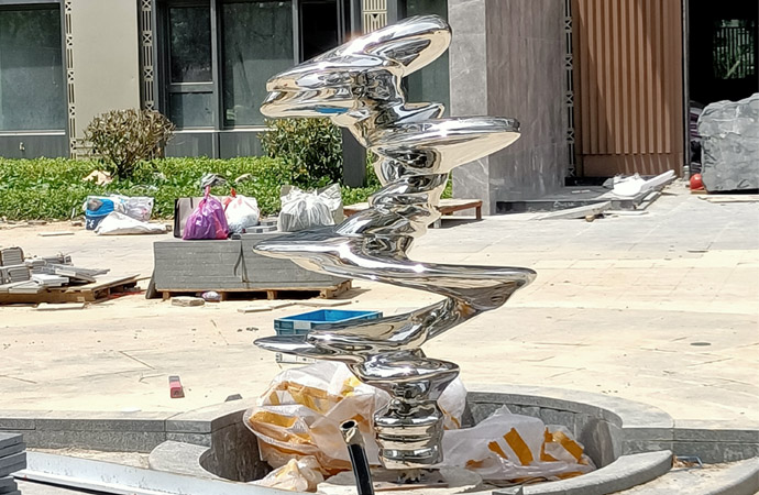 С�^���͵��ܡ������P��R��������������L��